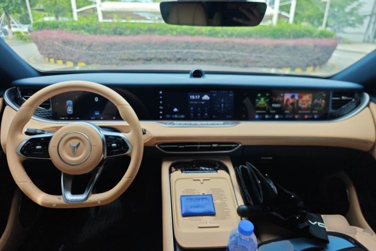 Used VOYAH FREE 2024 Ultra-Long Range Intelligent Driving Version Center Console