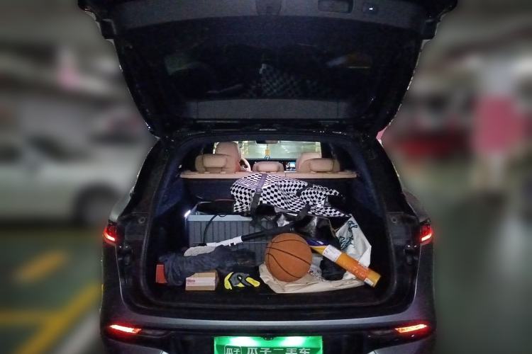 Used VOYAH FREE 2024 Ultra-Long Range Intelligent Driving Version Trunk