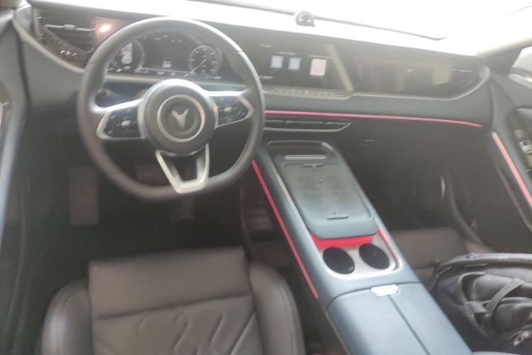 Used VOYAH FREE 2024 Ultra-Long Range Intelligent Driving Version Center Console