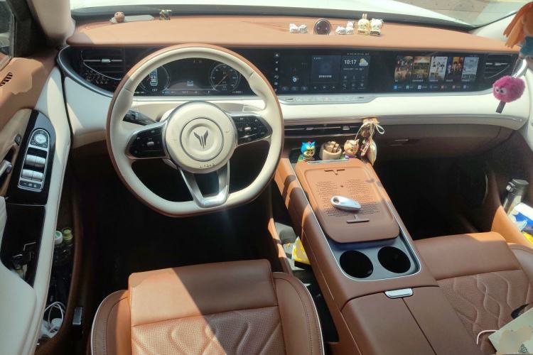 Used VOYAH FREE 2024 Ultra-Long Range Intelligent Driving Version Center Console