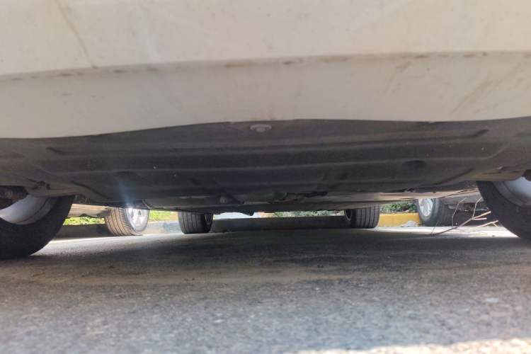 Used VOYAH FREE 2024 Ultra-Long Range Intelligent Driving Version Chassis Front