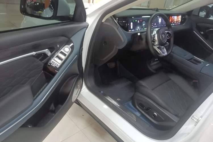 Used VOYAH FREE 2024 Ultra-Long Range Intelligent Driving Version Driver Seat