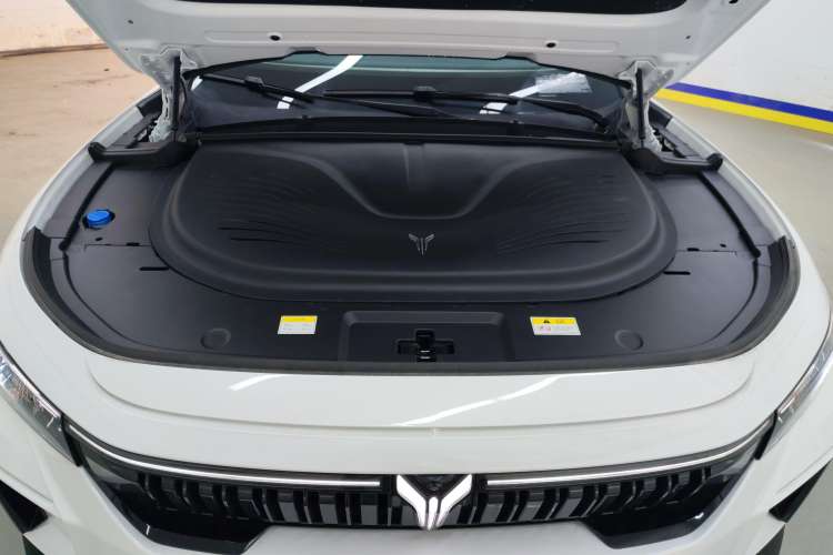 Used VOYAH FREE 2024 Ultra-Long Range Intelligent Driving Version Engine Bay