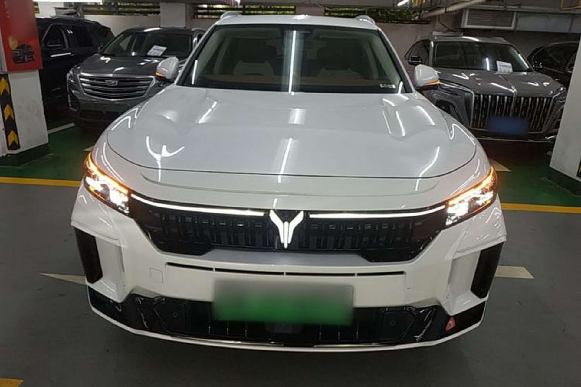Used VOYAH FREE 2024 Ultra-Long Range Intelligent Driving Version Front
