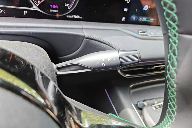 Used VOYAH FREE 2024 Ultra-Long Range Intelligent Driving Version Gear Lever
