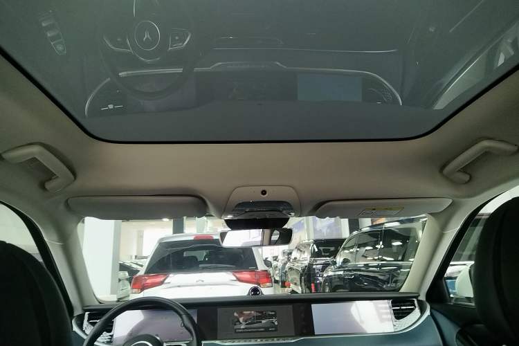 Used VOYAH FREE 2024 Ultra-Long Range Intelligent Driving Version Headliner