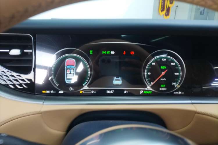 Used VOYAH FREE 2024 Ultra-Long Range Intelligent Driving Version Instrument Cluster