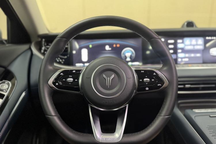 Used VOYAH FREE 2024 Ultra-Long Range Intelligent Driving Version Interior 6