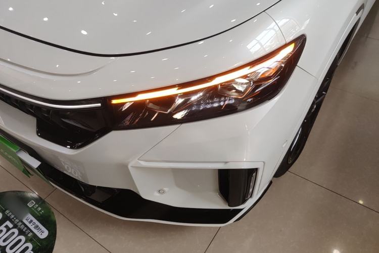 Used VOYAH FREE 2024 Ultra-Long Range Intelligent Driving Version Left Front Headlight
