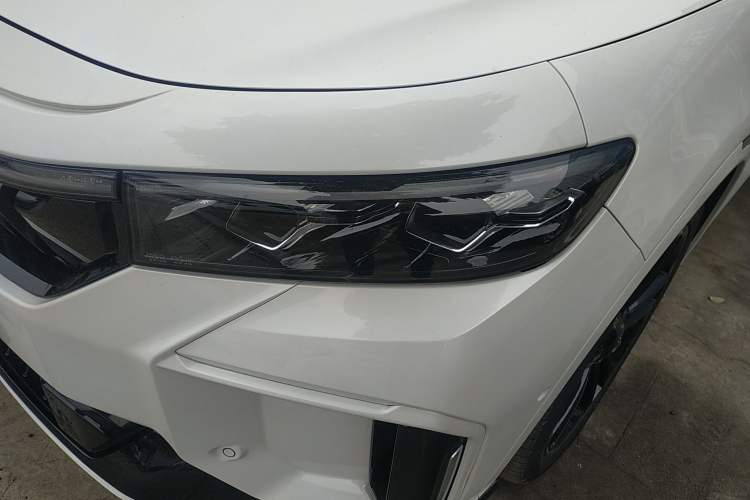 Used VOYAH FREE 2024 Ultra-Long Range Intelligent Driving Version Left Front Headlight
