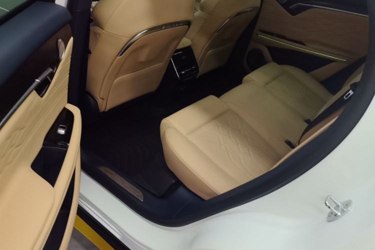 Used VOYAH FREE 2024 Ultra-Long Range Intelligent Driving Version Left Rear Seat