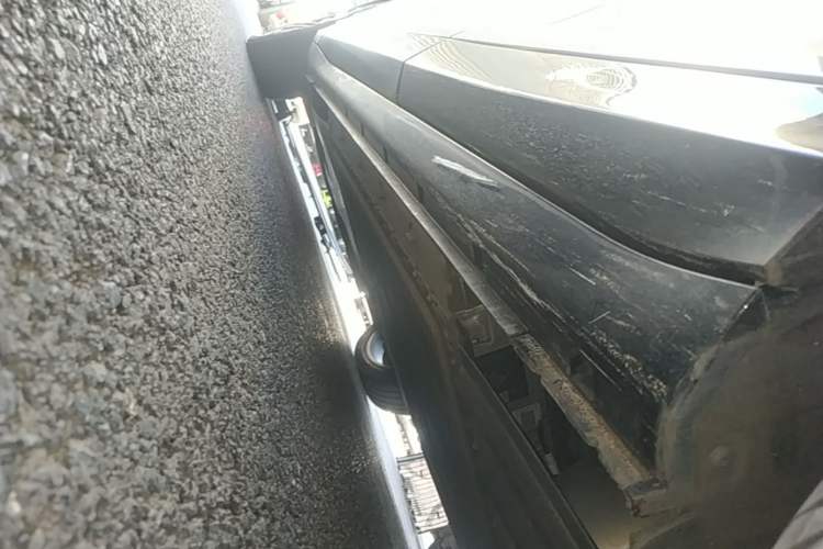 Used VOYAH FREE 2024 Ultra-Long Range Intelligent Driving Version Left Side Sill