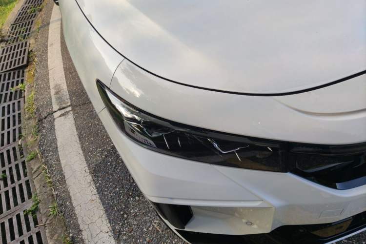 Used VOYAH FREE 2024 Ultra-Long Range Intelligent Driving Version Right Front Headlight
