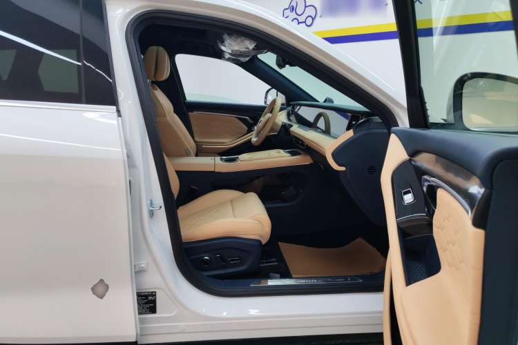 Used VOYAH FREE 2024 Ultra-Long Range Intelligent Driving Version Right Front Seat