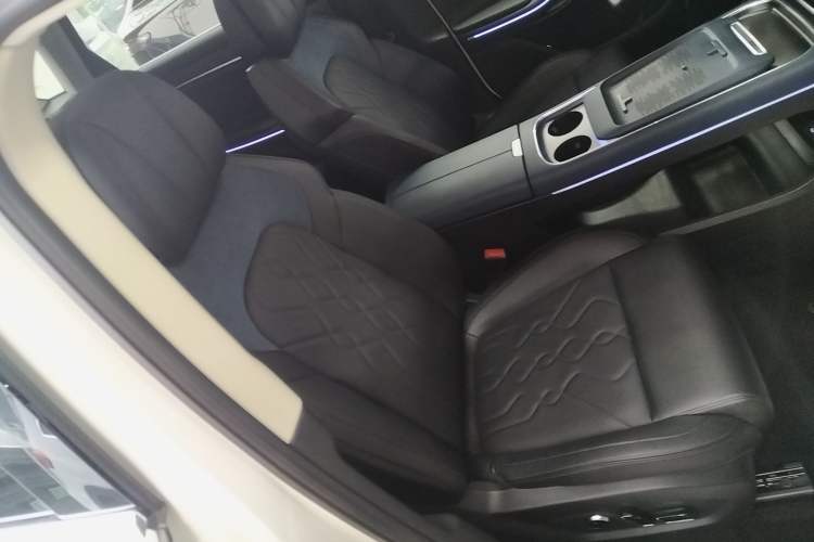 Used VOYAH FREE 2024 Ultra-Long Range Intelligent Driving Version Right Front Seat