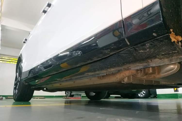 Used VOYAH FREE 2024 Ultra-Long Range Intelligent Driving Version Right Side Sill