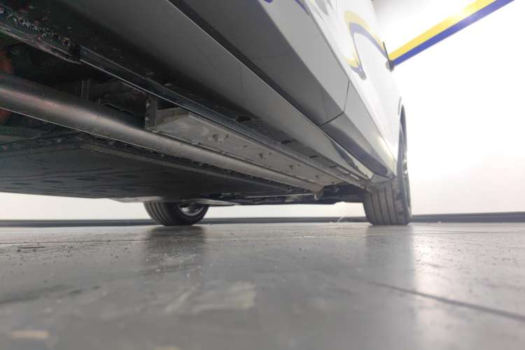Used VOYAH FREE 2024 Ultra-Long Range Intelligent Driving Version Right Side Sill