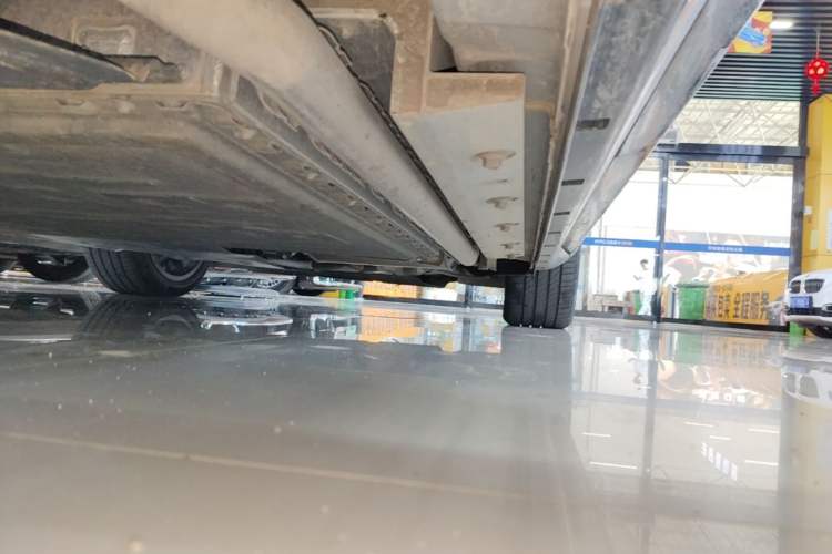 Used VOYAH FREE 2024 Ultra-Long Range Intelligent Driving Version Right Side Sill