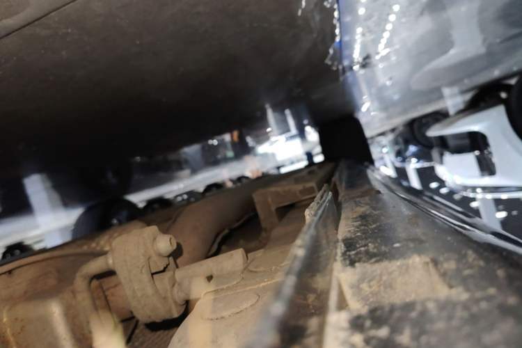 Used VOYAH FREE 2024 Ultra-Long Range Intelligent Driving Version Right Side Sill