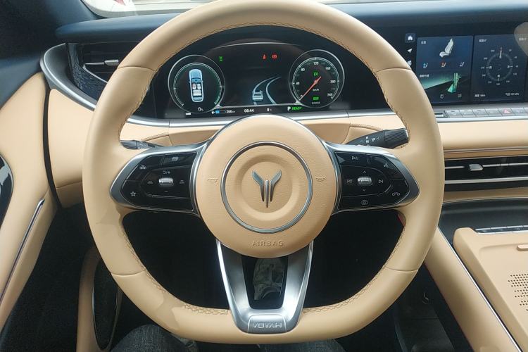 Used VOYAH FREE 2024 Ultra-Long Range Intelligent Driving Version Steering Wheel