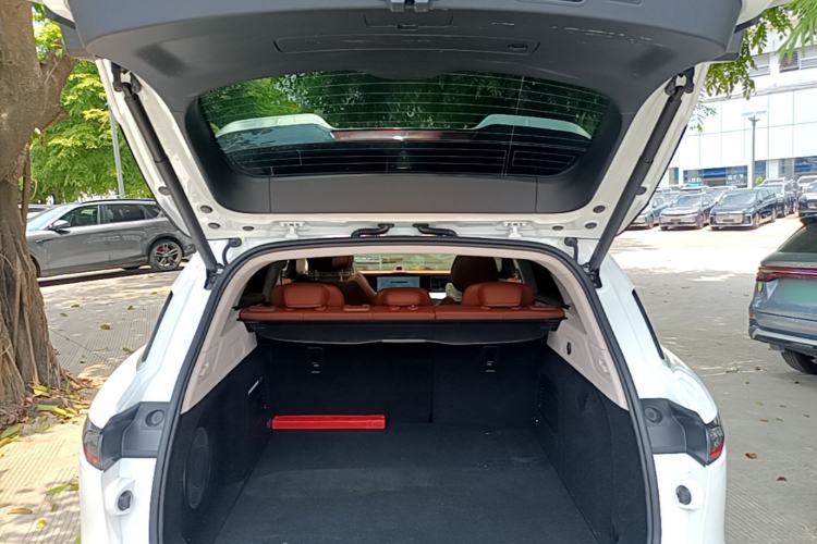 Used VOYAH FREE 2024 Ultra-Long Range Intelligent Driving Version Trunk