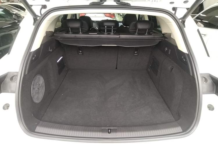 Used VOYAH FREE 2024 Ultra-Long Range Intelligent Driving Version Trunk