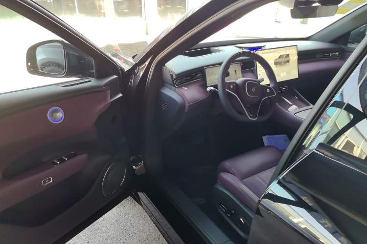 Used VOYAH FREE 2025 Model FREE+ Rear-Drive Qiankun Edition Driver Seat