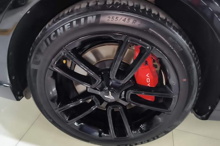 Used VOYAH FREE 2025 318 318 km Rear-Drive Touring Edition Exterior 4