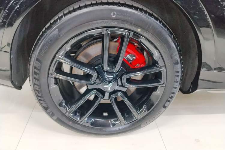 Used VOYAH FREE 2025 318 318 km Rear-Drive Touring Edition Exterior 5