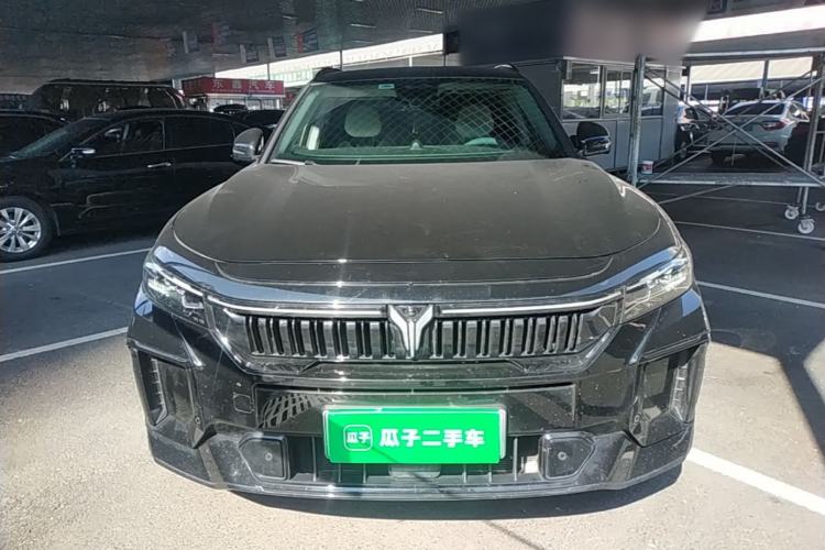 Used VOYAH FREE 2025 318 259 km All-Wheel-Drive Exploration Edition Front