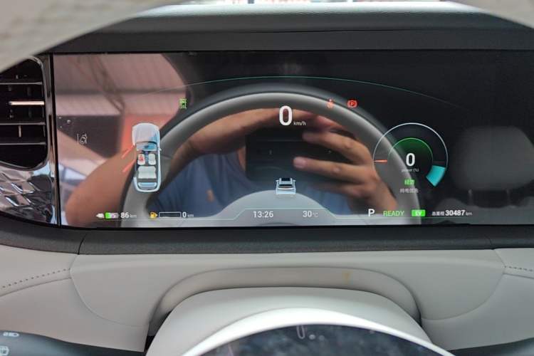 Used VOYAH FREE 2025 318 259 km All-Wheel-Drive Exploration Edition Instrument Cluster