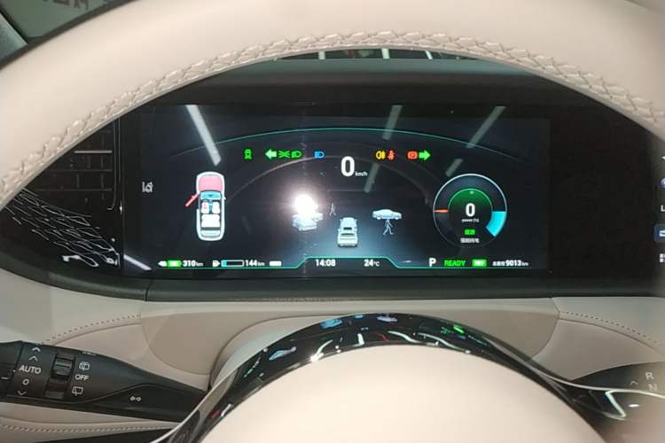 Used VOYAH FREE 2025 318 318 km Rear-Drive Touring Edition Instrument Cluster