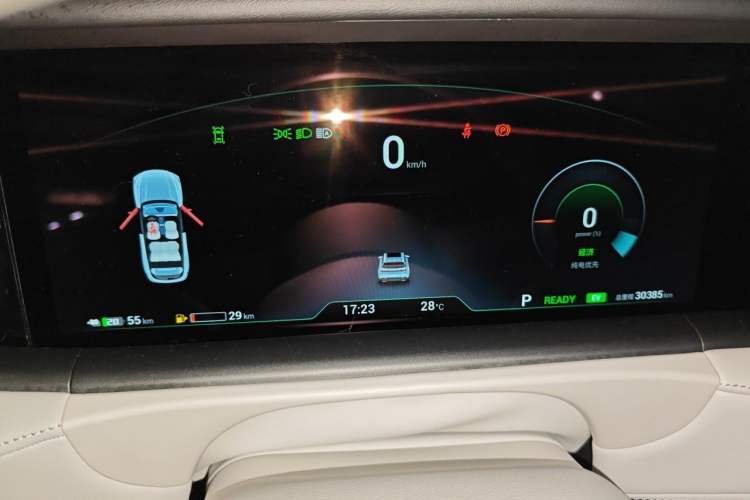 Used VOYAH FREE 2025 318 318 km Rear-Drive Touring Edition Instrument Cluster