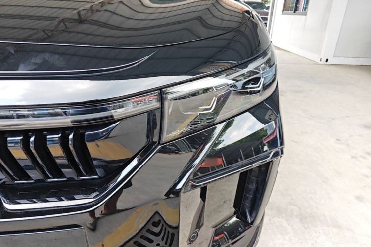 Used VOYAH FREE 2025 318 259 km All-Wheel-Drive Exploration Edition Left Front Headlight