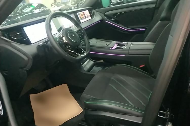 Used VOYAH FREE 2025 318 318 km Rear-Drive Touring Edition Left Front Seat