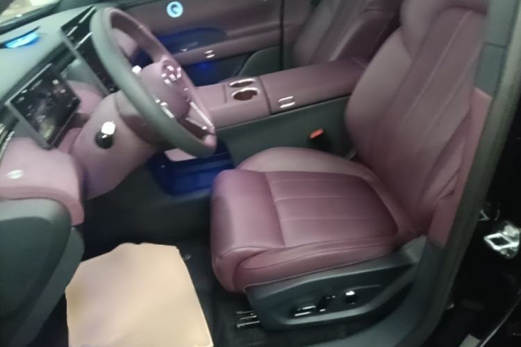 Used VOYAH FREE 2025 Model FREE+ Rear-Drive Qiankun Edition Left Front Seat