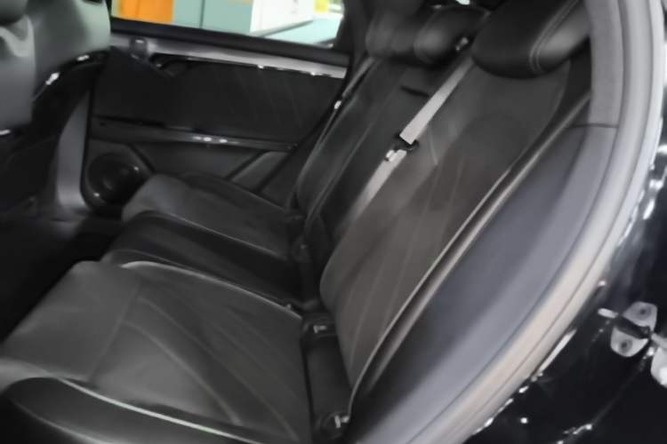 Used VOYAH FREE 2025 318 318 km Rear-Drive Touring Edition Left Rear Seat
