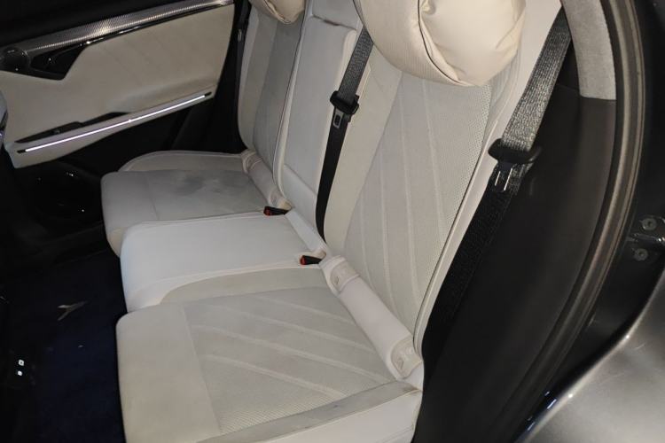 Used VOYAH FREE 2025 318 318 km Rear-Drive Touring Edition Left Rear Seat