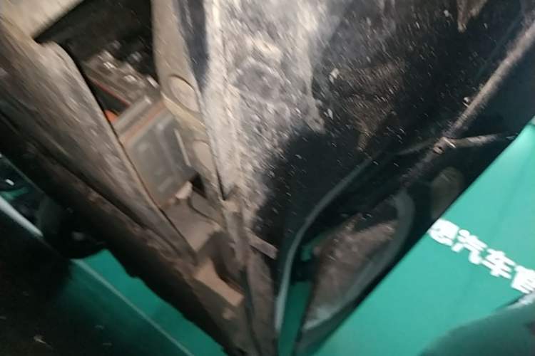 Used VOYAH FREE 2025 318 318 km Rear-Drive Touring Edition Left Side Sill