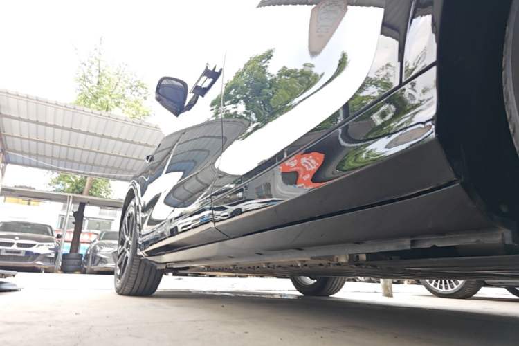 Used VOYAH FREE 2025 318 259 km All-Wheel-Drive Exploration Edition Left Side Sill