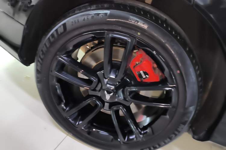 Used VOYAH FREE 2025 318 318 km Rear-Drive Touring Edition Right Rear Wheel Hub