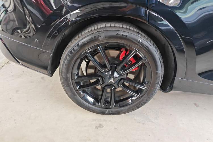 Used VOYAH FREE 2025 318 259 km All-Wheel-Drive Exploration Edition Right Rear Wheel Hub