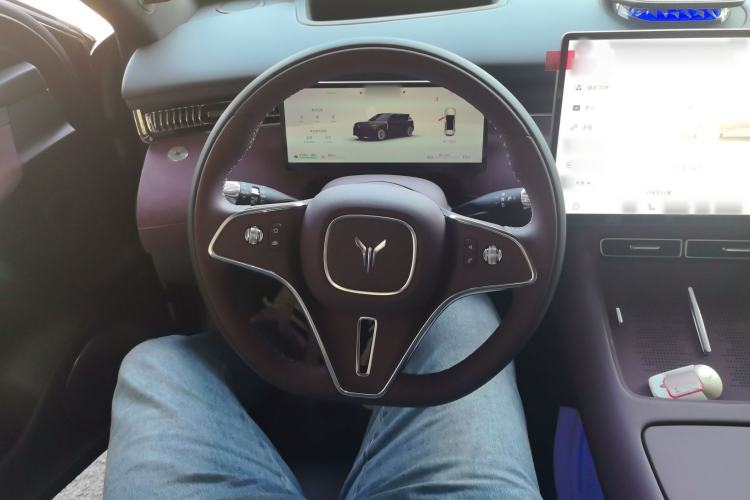 Used VOYAH FREE 2025 Model FREE+ Rear-Drive Qiankun Edition Steering Wheel