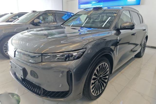 Used VOYAH FREE 2025 Model FREE+ Four-Wheel-Drive Qiankun Edition