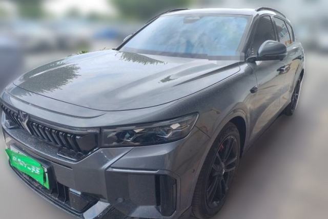 Used VOYAH FREE 2025 318 259 km All-Wheel-Drive Exploration Edition