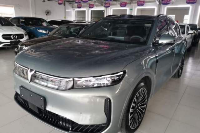 Ojetý VOYAH FREE 2025 Model FREE+ Rear-Drive Qiankun Edition