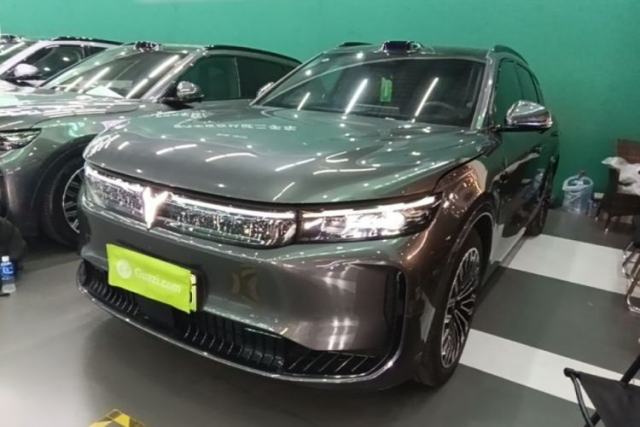 VOYAH FREE 2025 Model FREE+ Four-Wheel-Drive Qiankun Edition مستعملة