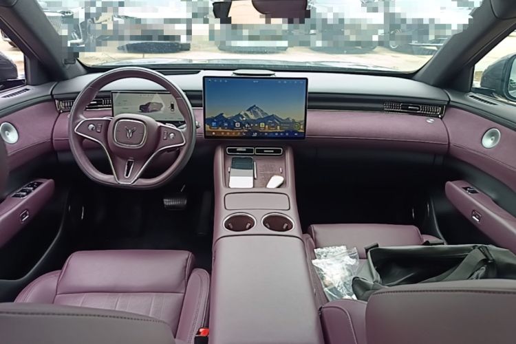 Used VOYAH FREE 2025 Model FREE+ Four-Wheel-Drive Qiankun Edition Center Console