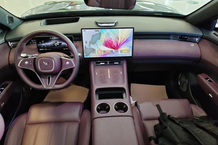 Used VOYAH FREE 2025 Model FREE+ Four-Wheel-Drive Qiankun Edition Center Console