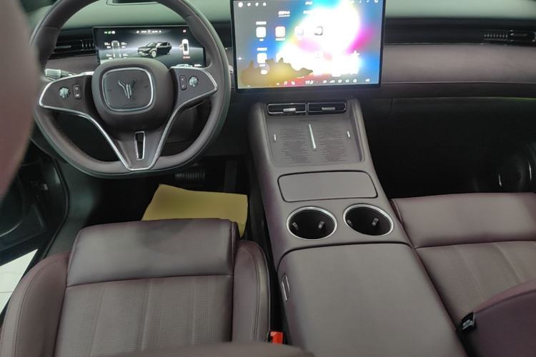 Used VOYAH FREE 2025 Model FREE+ Four-Wheel-Drive Qiankun Edition Center Console